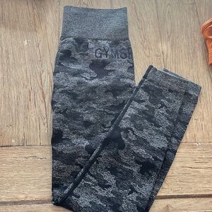 Gymshark Gray Camo Women's Pants